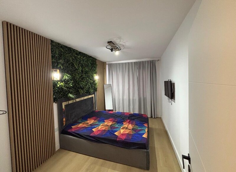 Tineretului, 5 minute metrou, pe strada Poenari, prima inchiriere